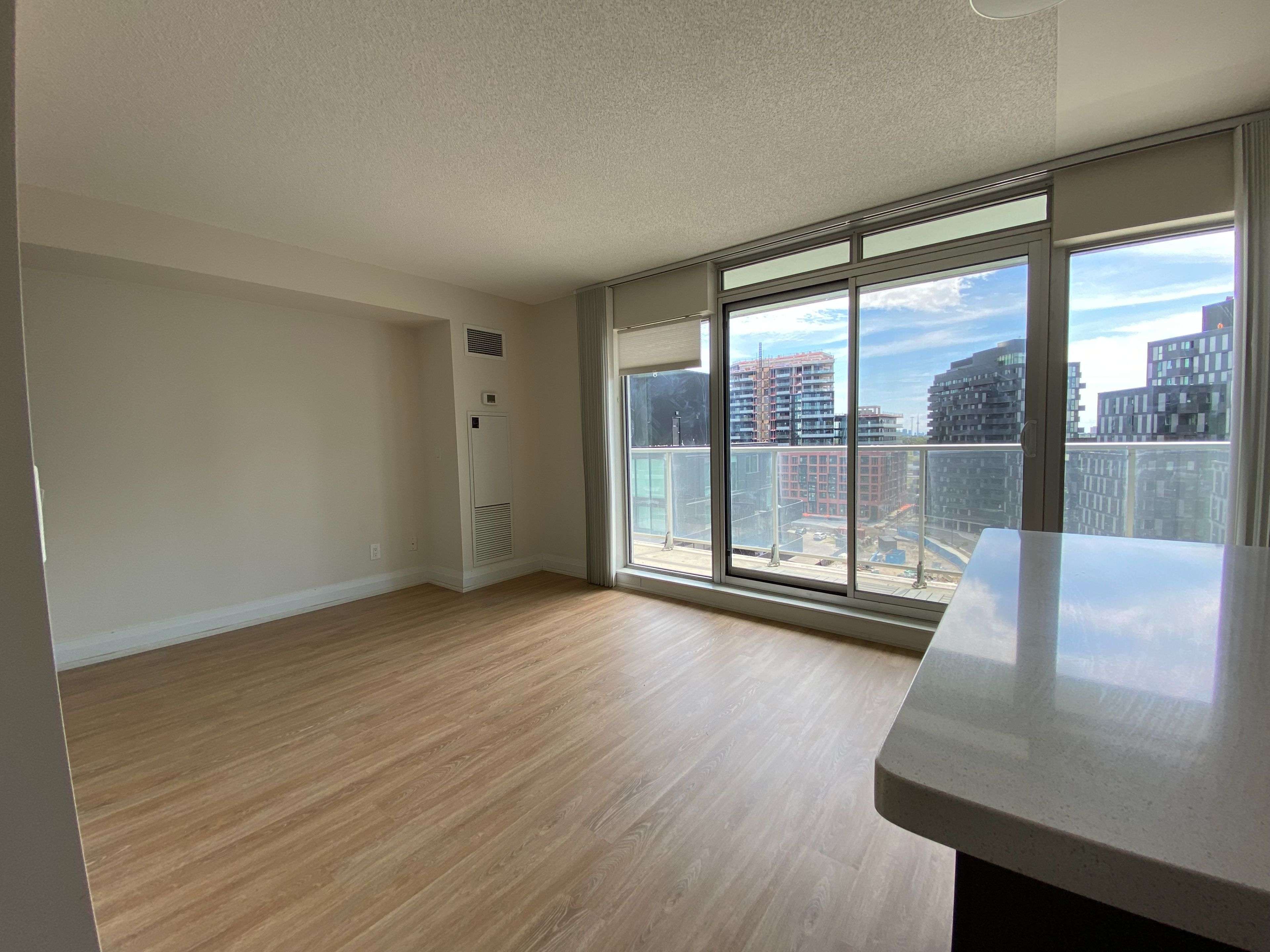 565 Wilson AVE #903, Toronto C06, ON M3H 1V2