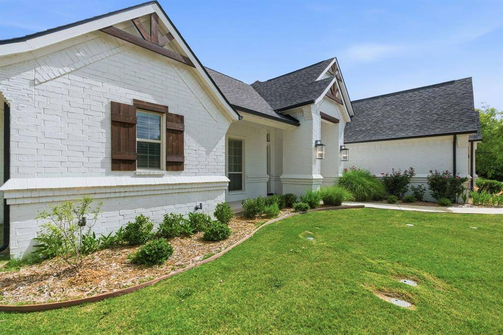 100 Cedar Mountain Drive, Weatherford, TX 76085