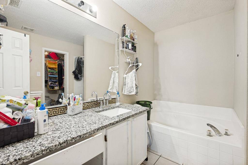 1572 Brookstone Drive, Little Elm, TX 75068