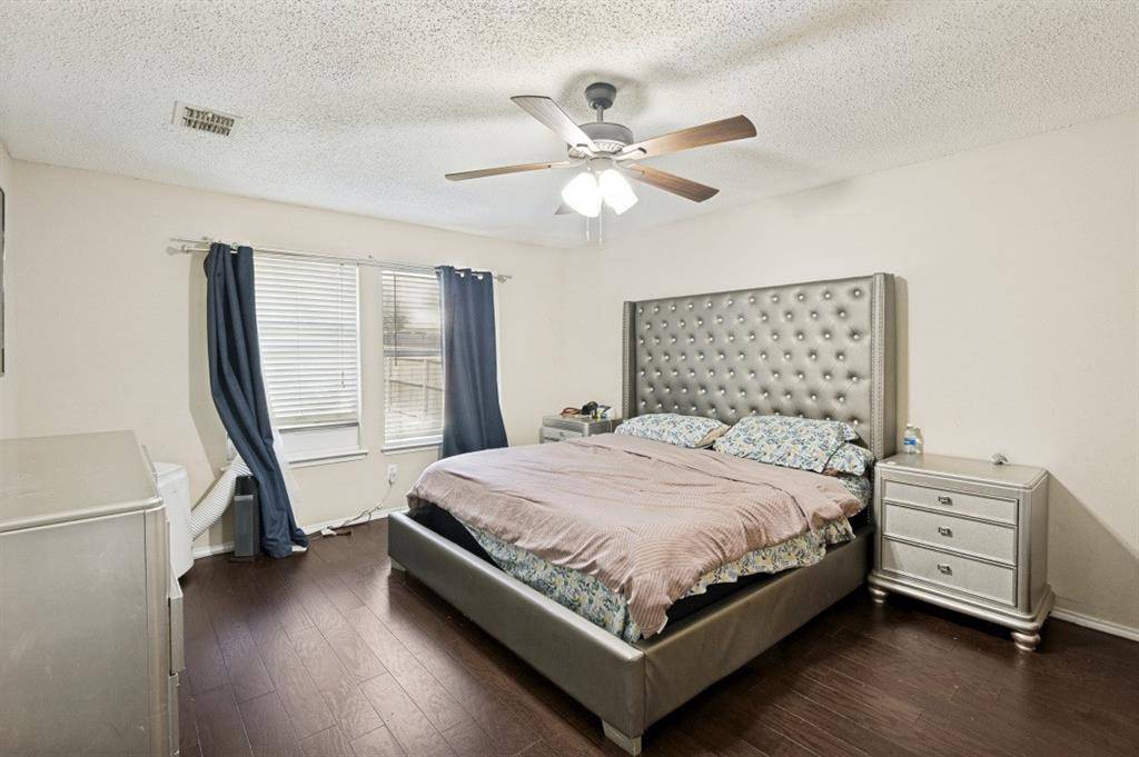 1572 Brookstone Drive, Little Elm, TX 75068
