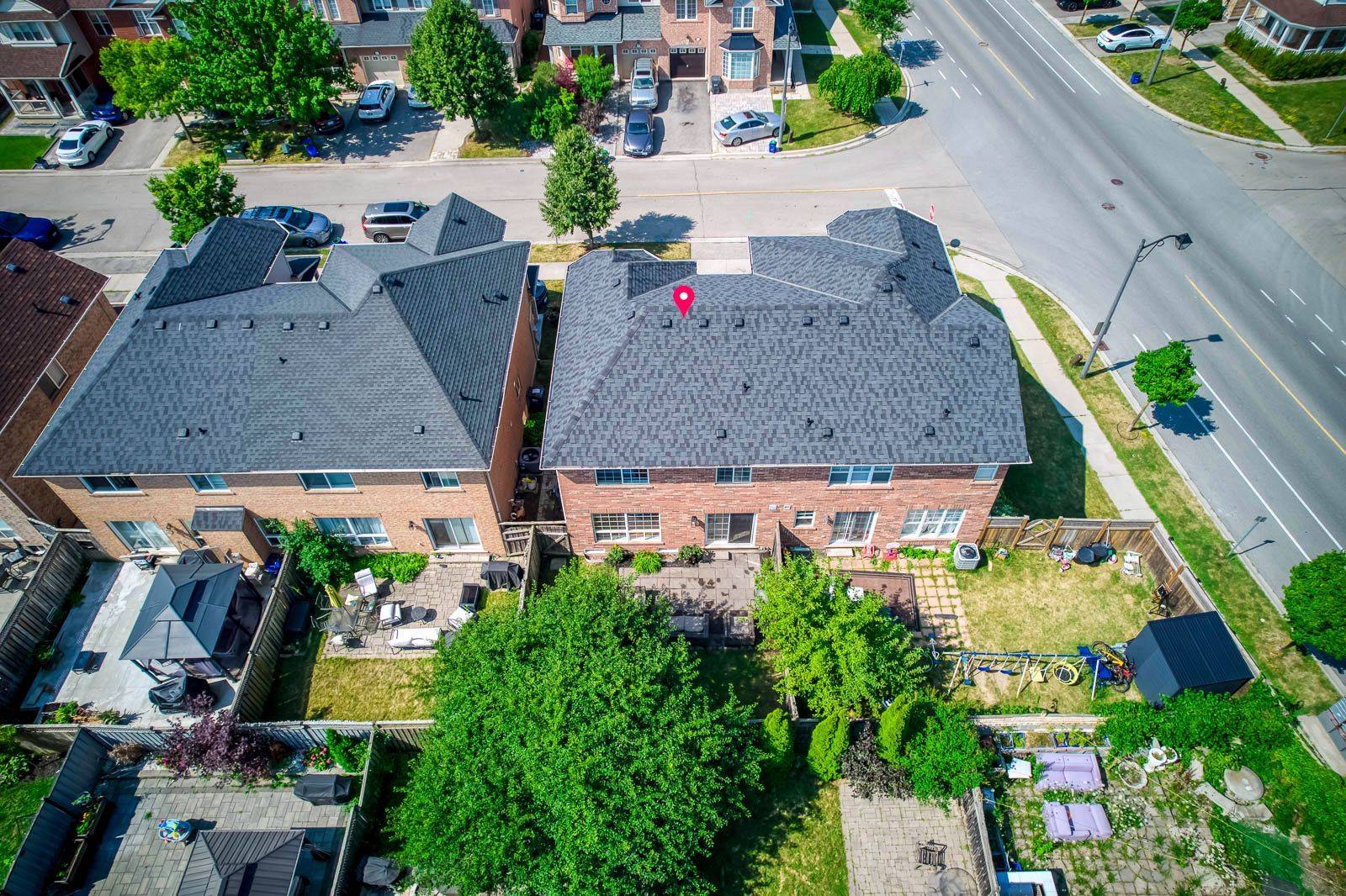 916 McNair CIR, Milton, ON L9T 6Y5