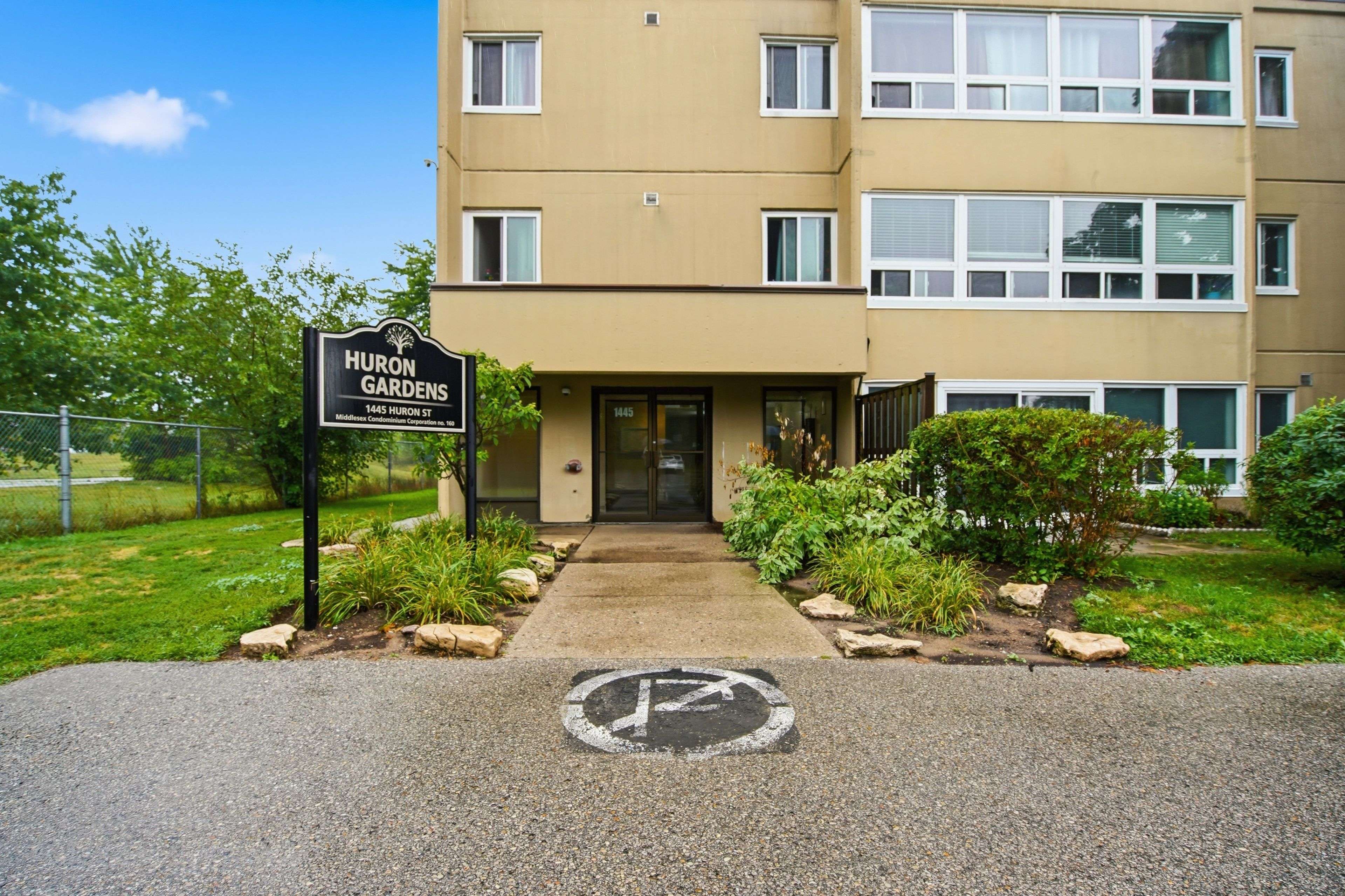 1445 HURON ST #306, London East, ON N5V 2E6
