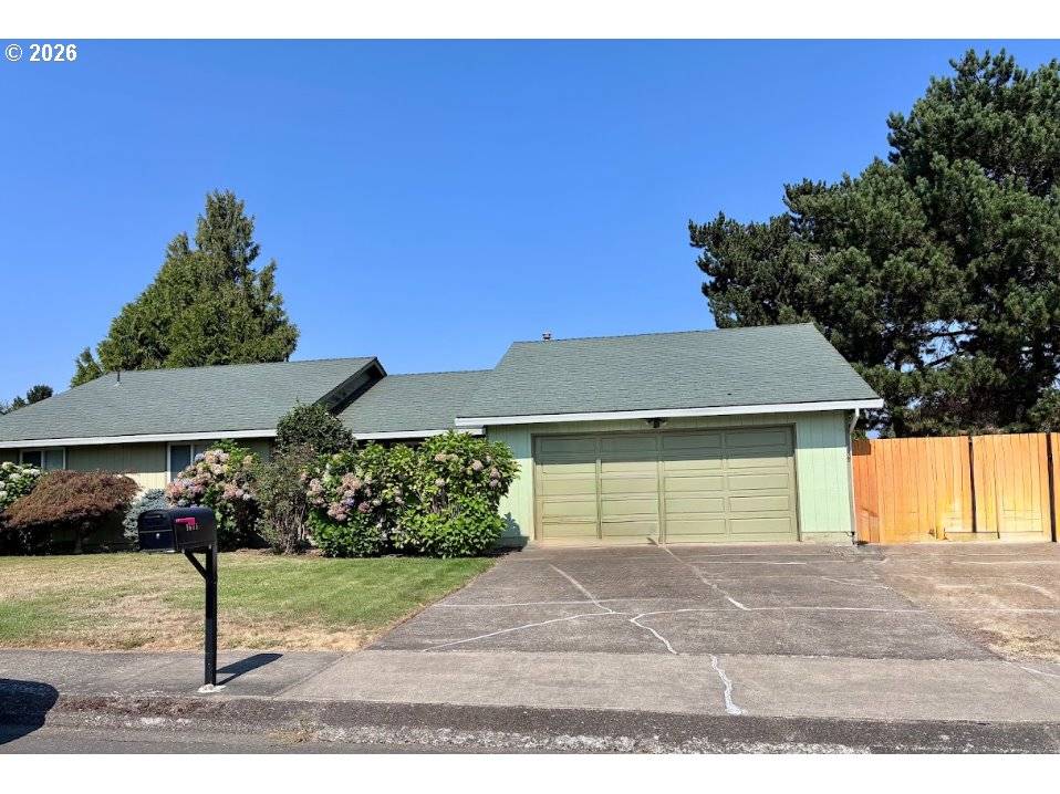 1655 ALEXANDRA AVE, Woodburn, OR 97071