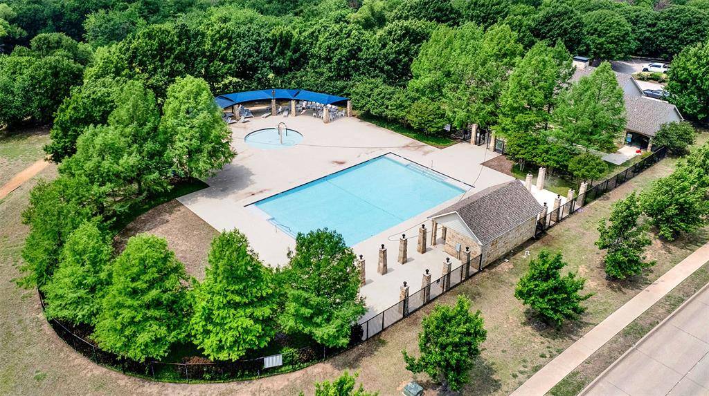 1412 Hawk Valley Drive, Little Elm, TX 75068