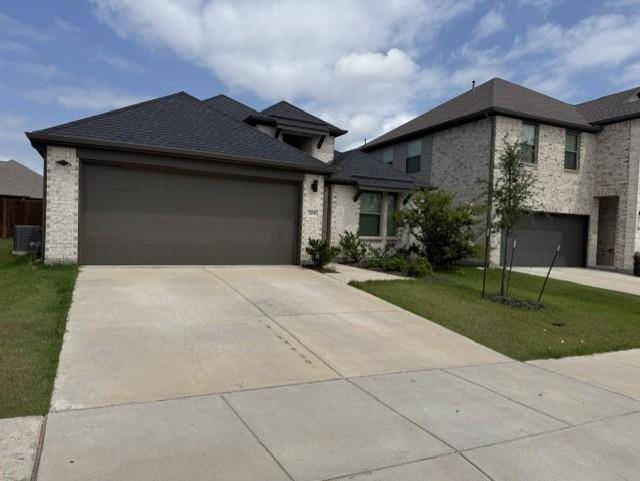 209 Little Bridge Drive, Lavon, TX 75166