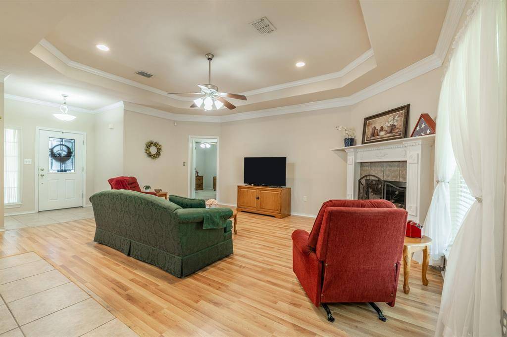 1208 Kempner Park, Robinson, TX 76706
