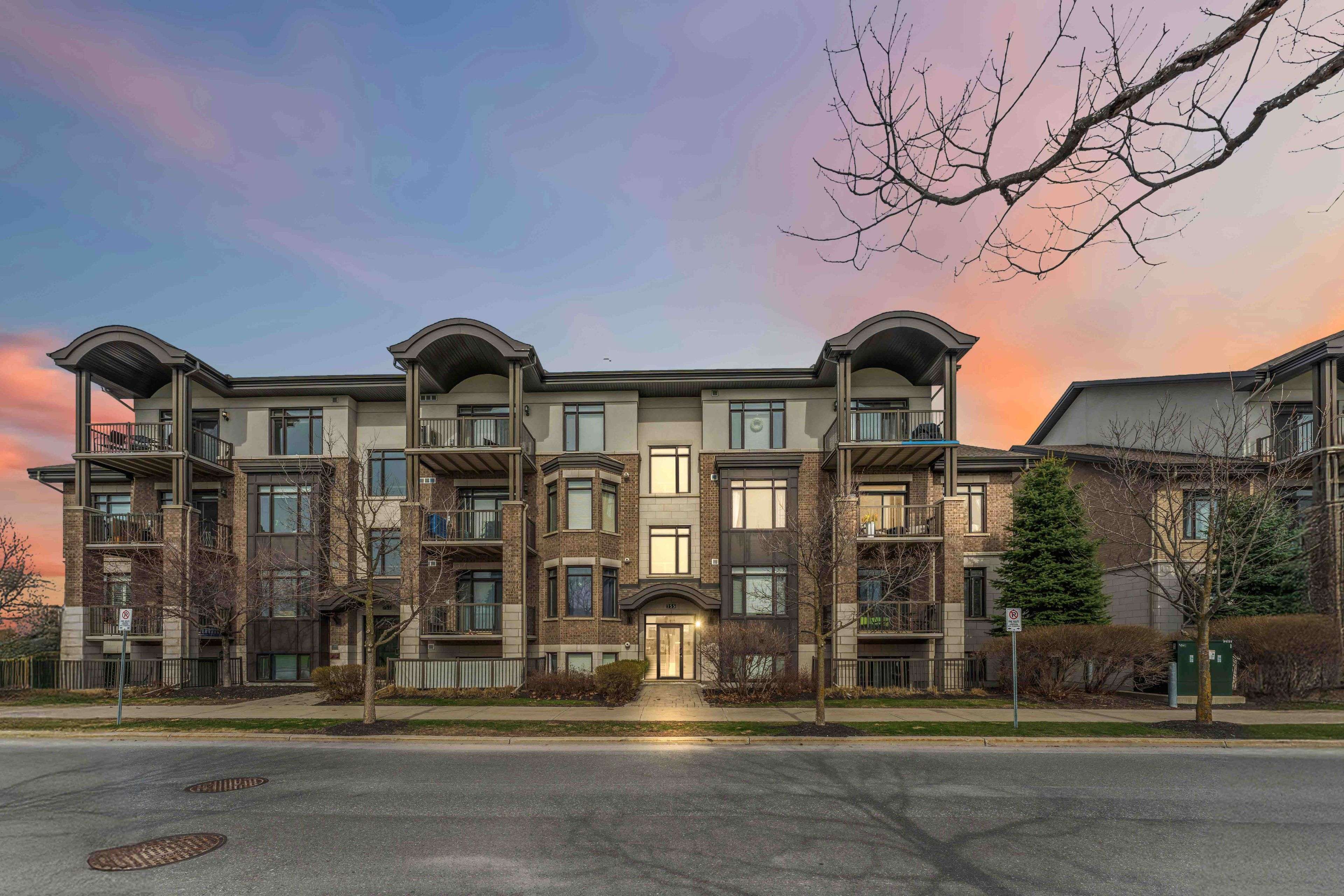 755 Beauparc Private #301, Cyrville - Carson Grove - Pineview, ON K1J 0B5
