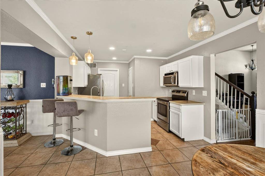 2272 Bresee Drive, Carrollton, TX 75010