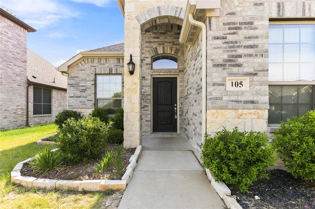 105 Finlee Lane, Red Oak, TX 75154