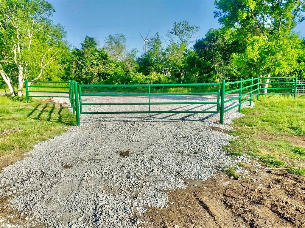 6 ac. Tract 3 LCR 131, Mount Calm, TX 76673
