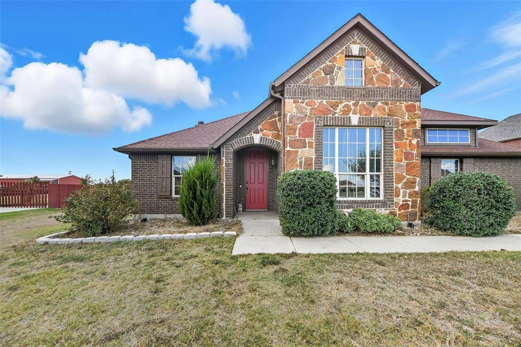 325 Montana Court, New Fairview, TX 76078