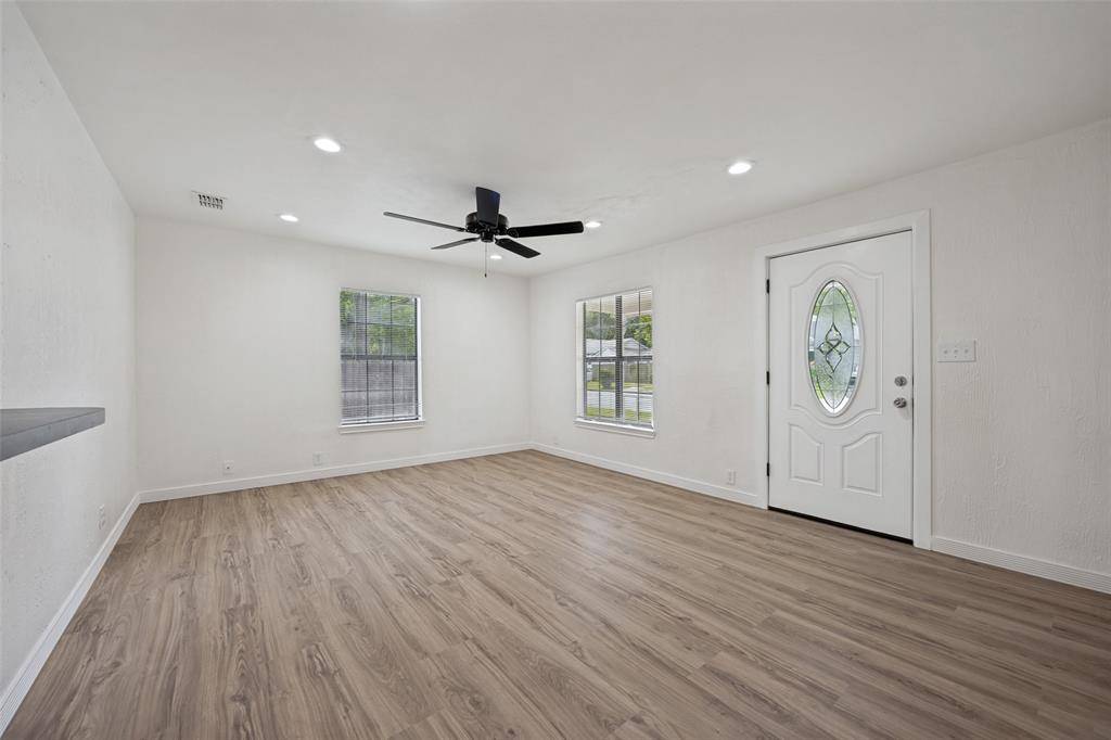 1515 W Sears Street, Denison, TX 75020