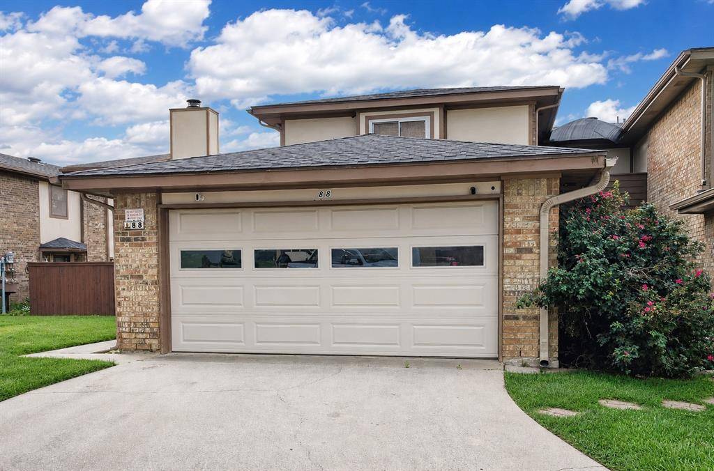 88 Morrow Drive, Bedford, TX 76021