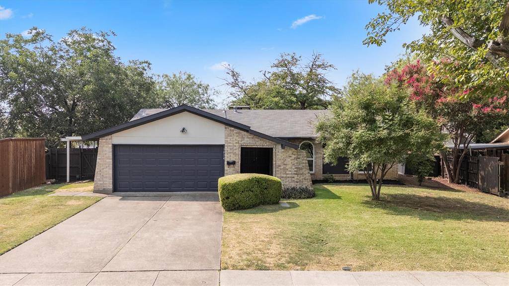 1024 Mountview Drive, Carrollton, TX 75006