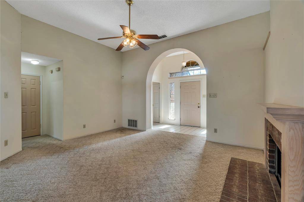 5206 Rio Court, Arlington, TX 76017