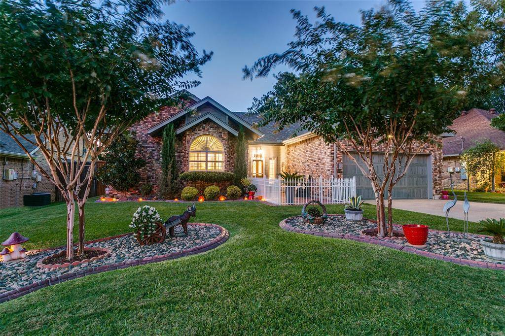 521 Millican Drive, Lewisville, TX 75057