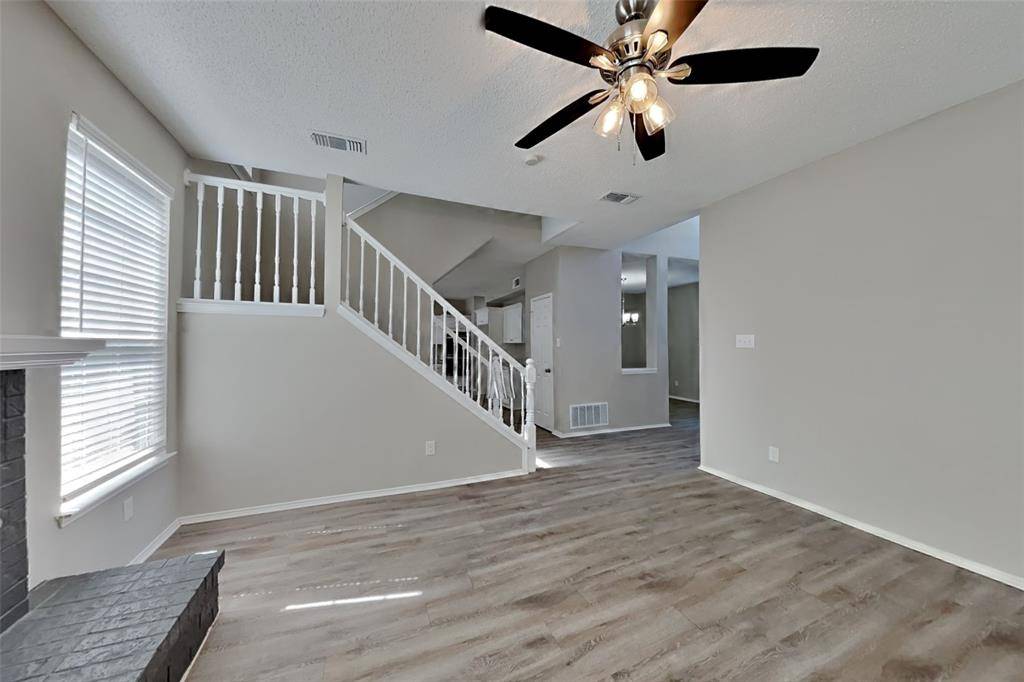 5305 Rio Bravo Drive, Arlington, TX 76017