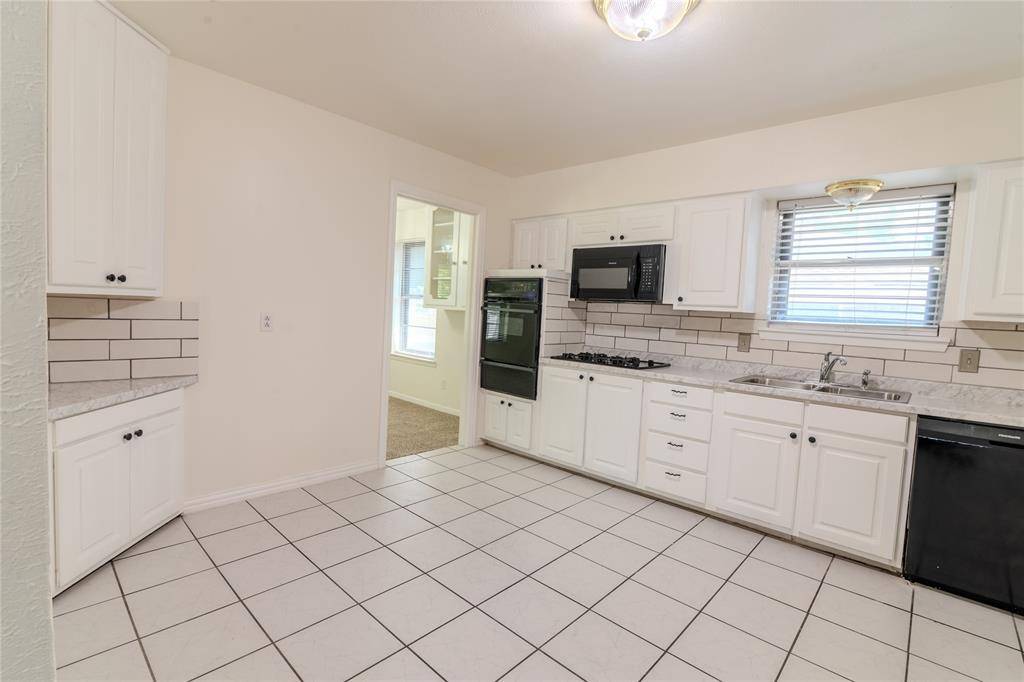 8017 Woodhue Road, Dallas, TX 75228