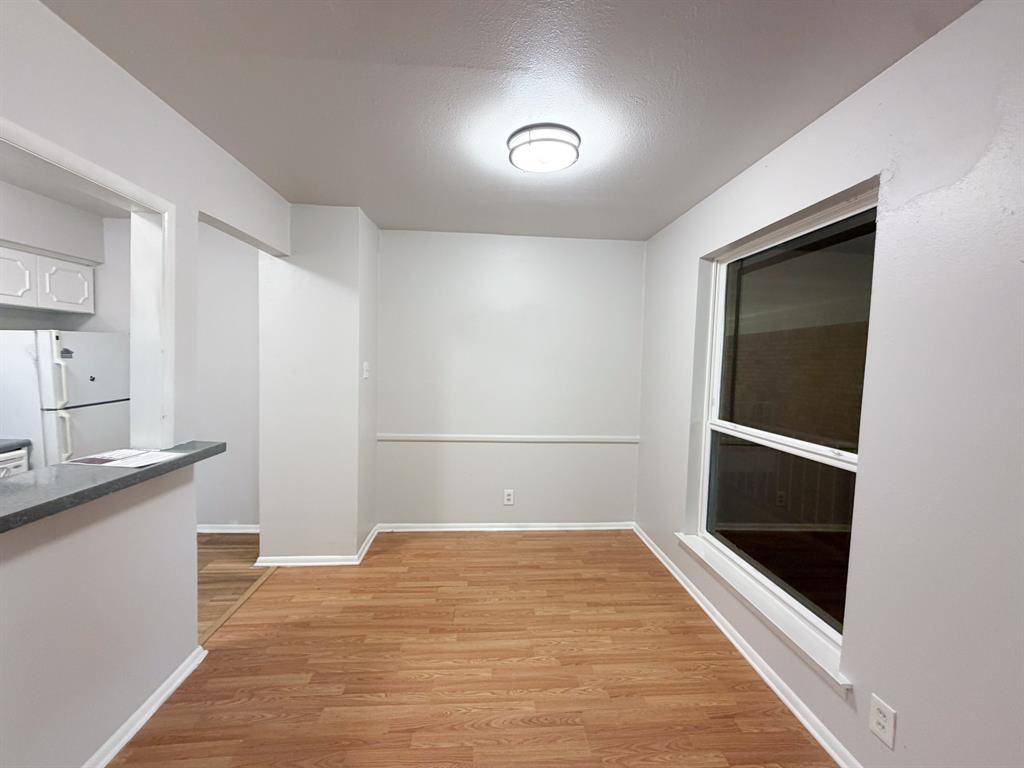 518 N Rogers Street #202, Waxahachie, TX 75165