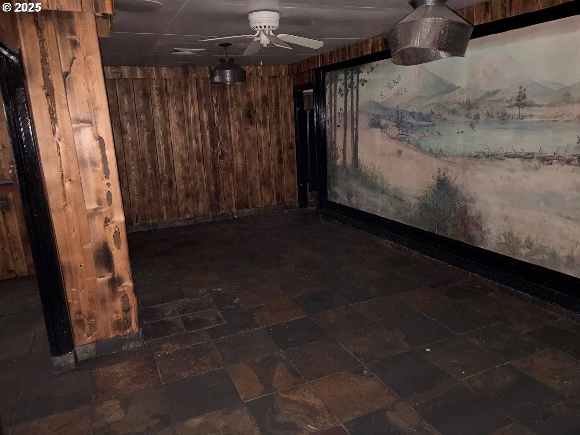 1293 HWY 99N, Eugene, OR 97402