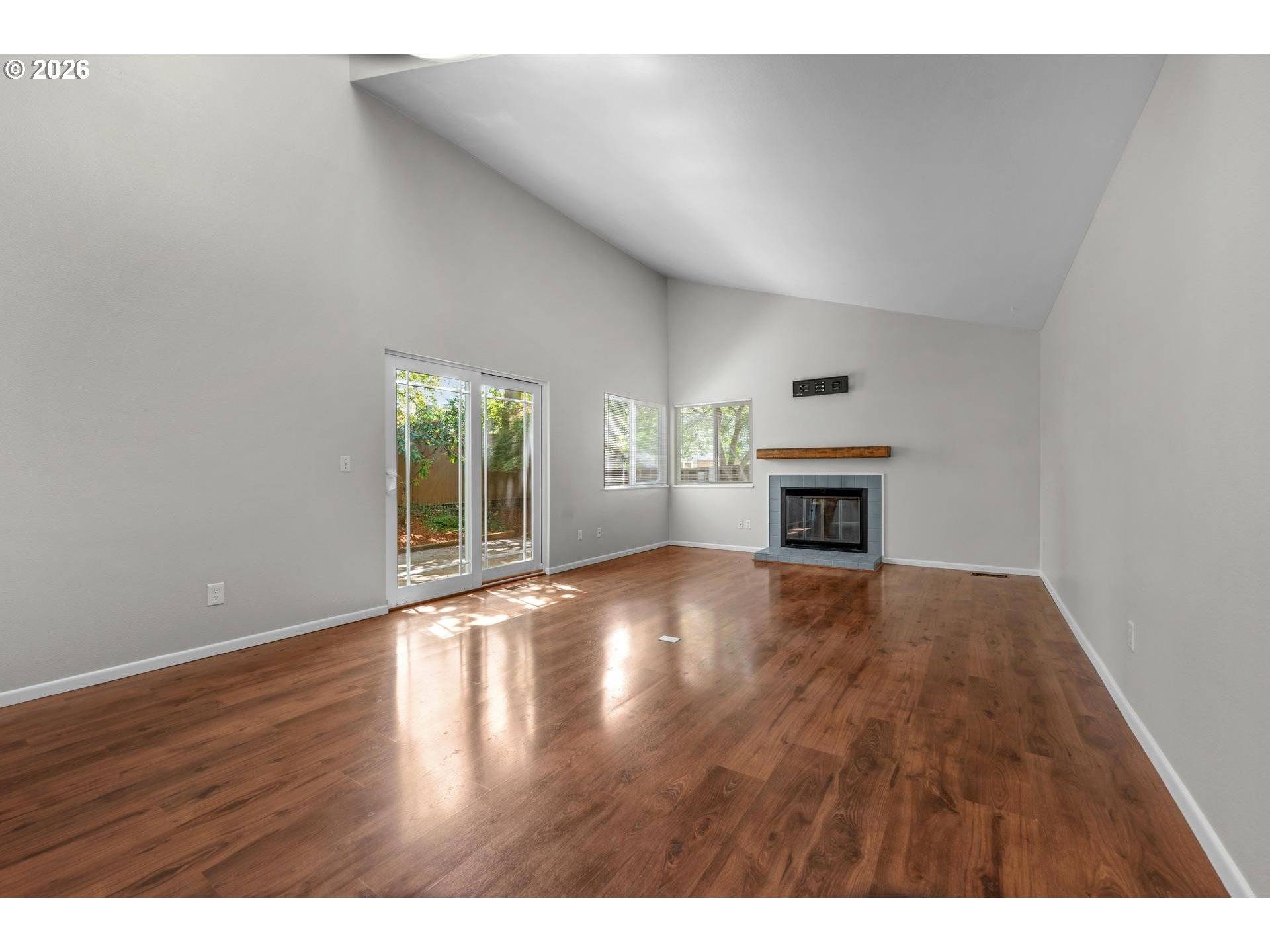 1653 NW ROLLING HILL DR, Beaverton, OR 97006