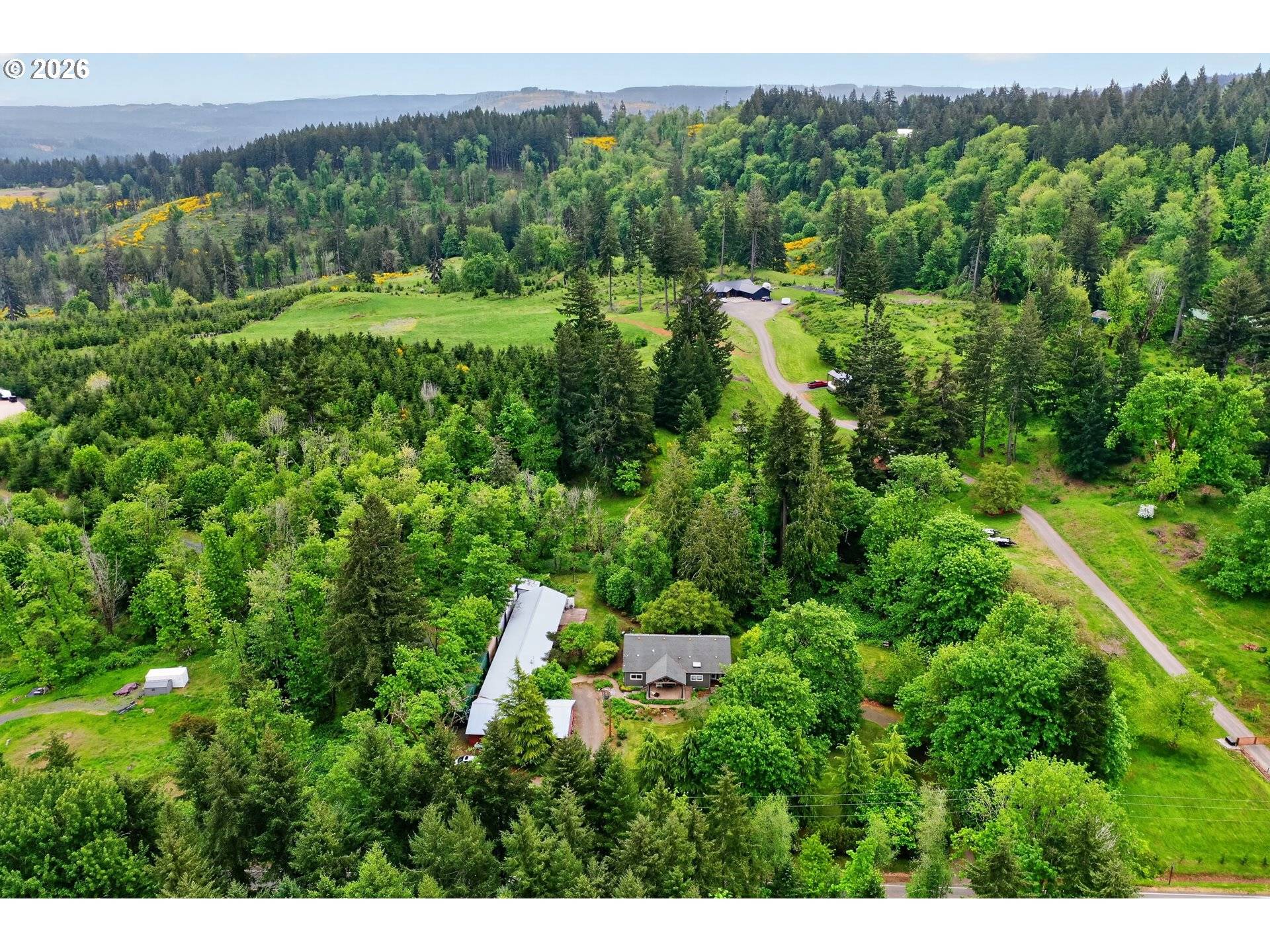 5714 CROOKED FINGER RD NE, Scotts Mills, OR 97375