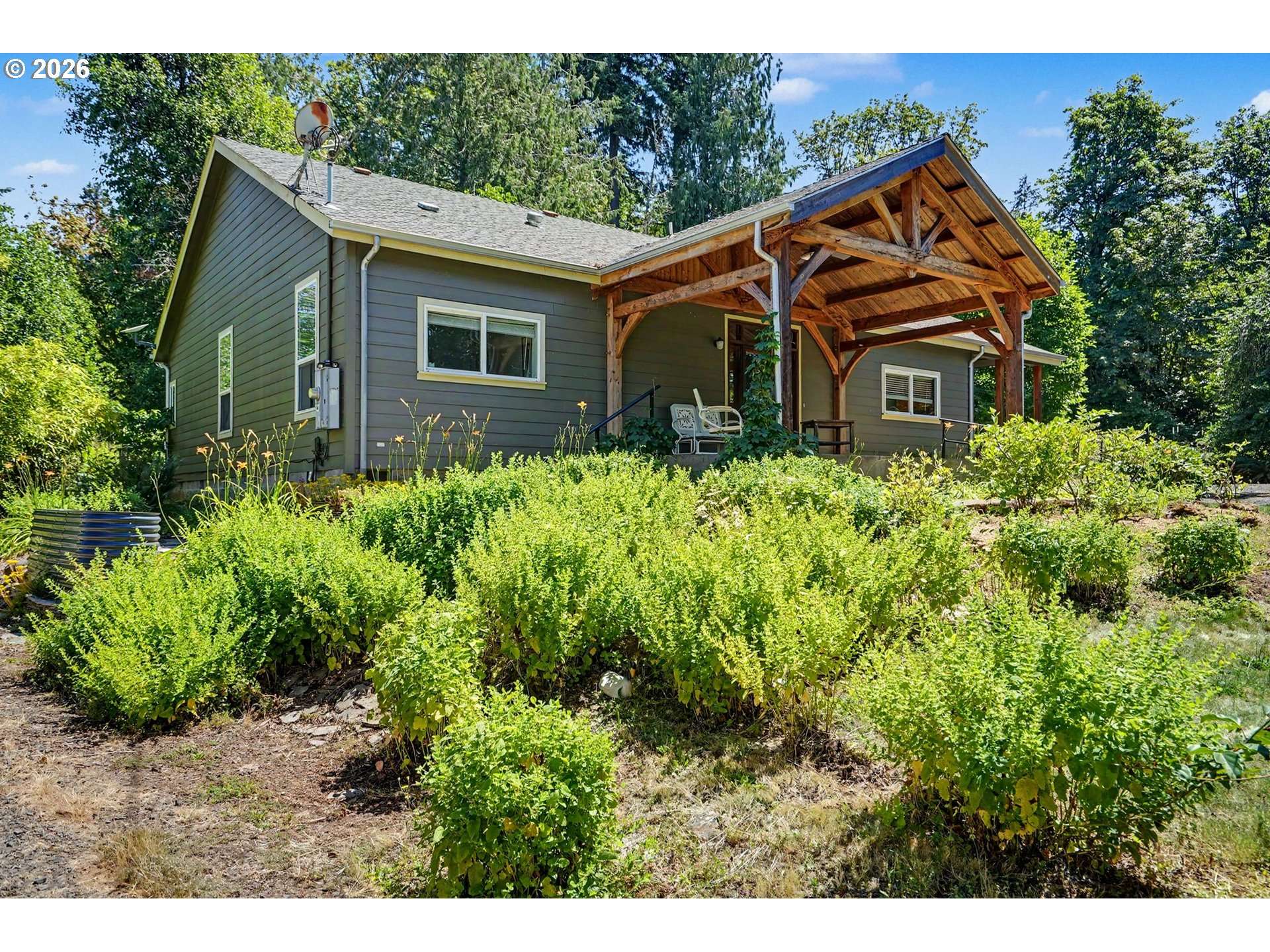 5714 CROOKED FINGER RD NE, Scotts Mills, OR 97375