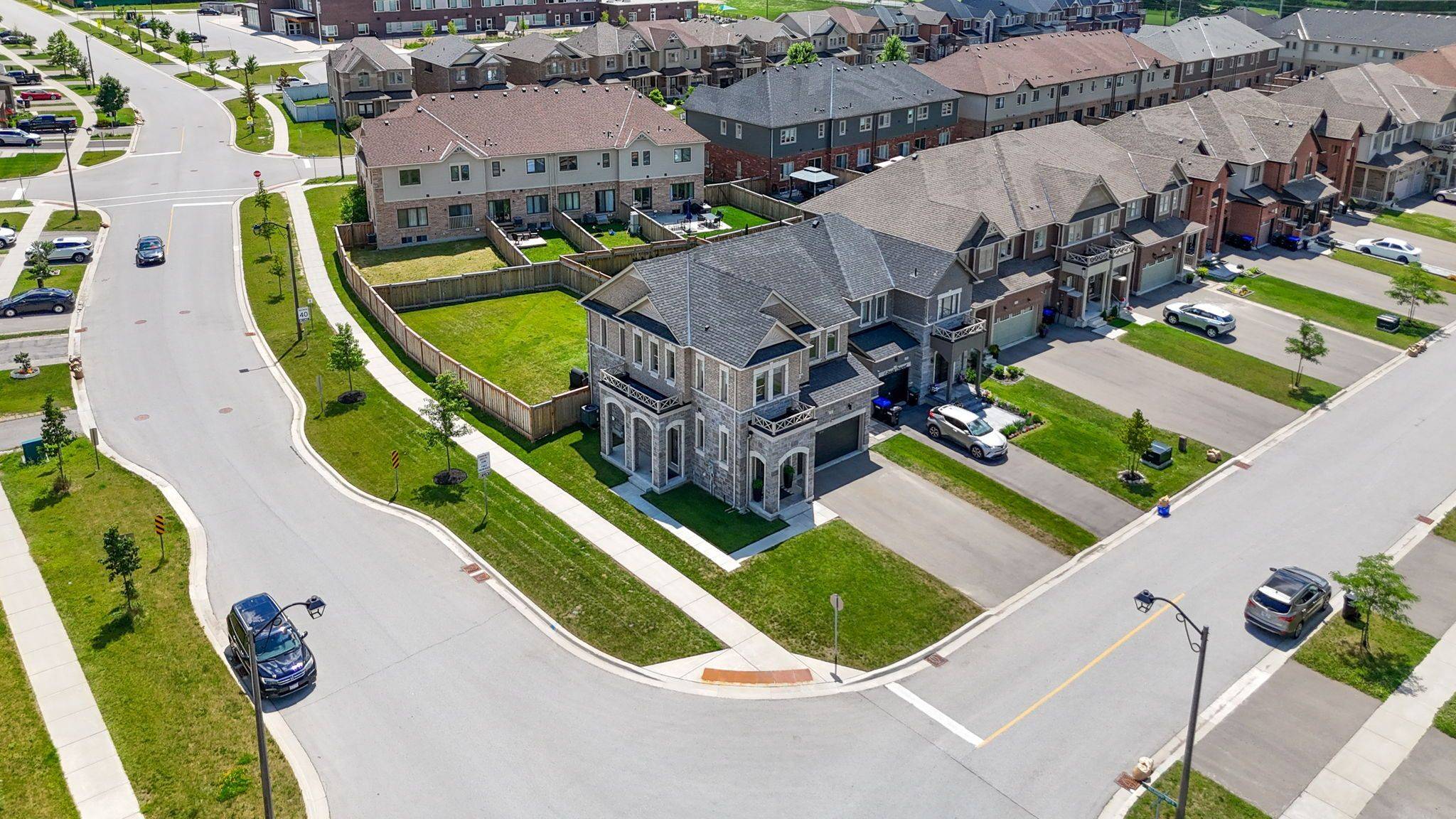3 Arnold CRES, New Tecumseth, ON L9R 0T7