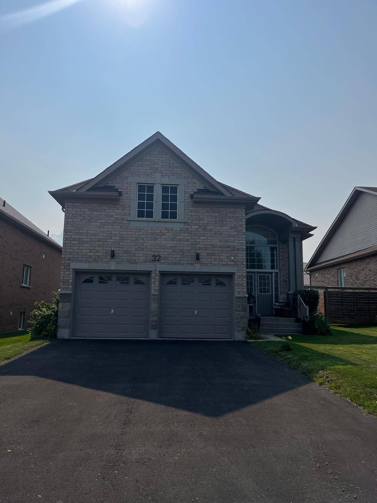 32 Middleton DR, Wasaga Beach, ON L9Z 0G8