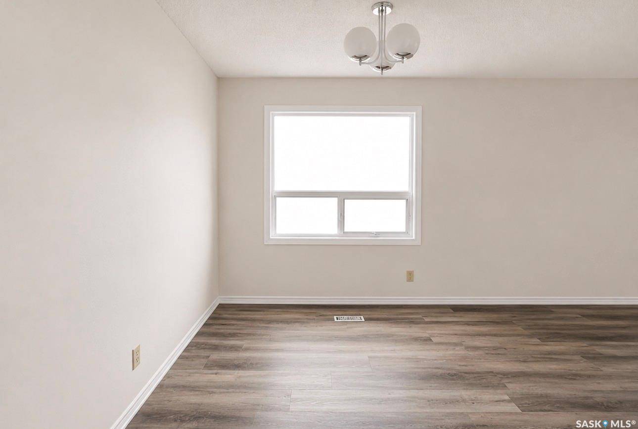 225 Westview DRIVE N, Coronach, SK S0H 0Z0