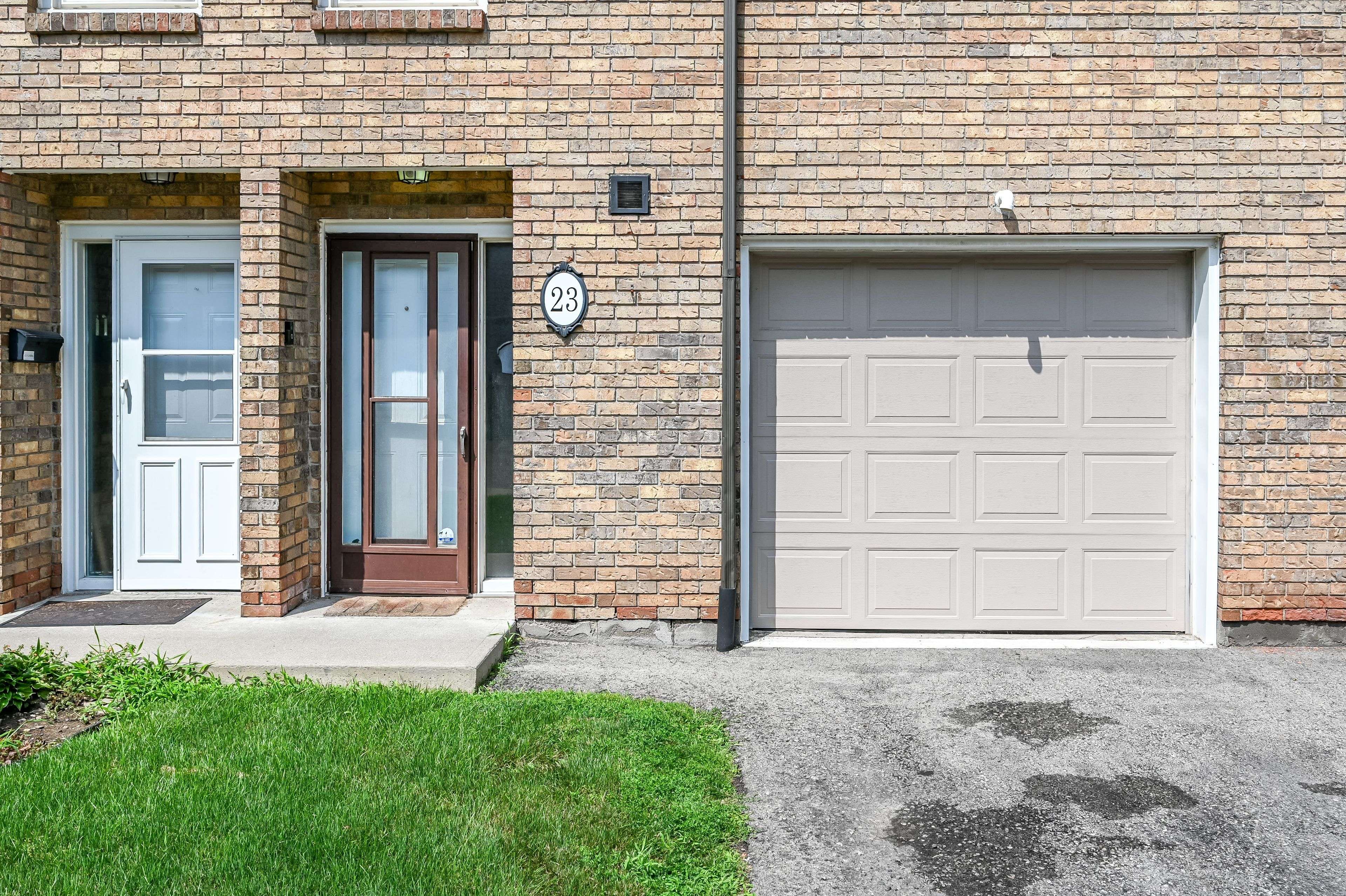 23 Rosedale CT, Hamilton, ON L8B 4G1