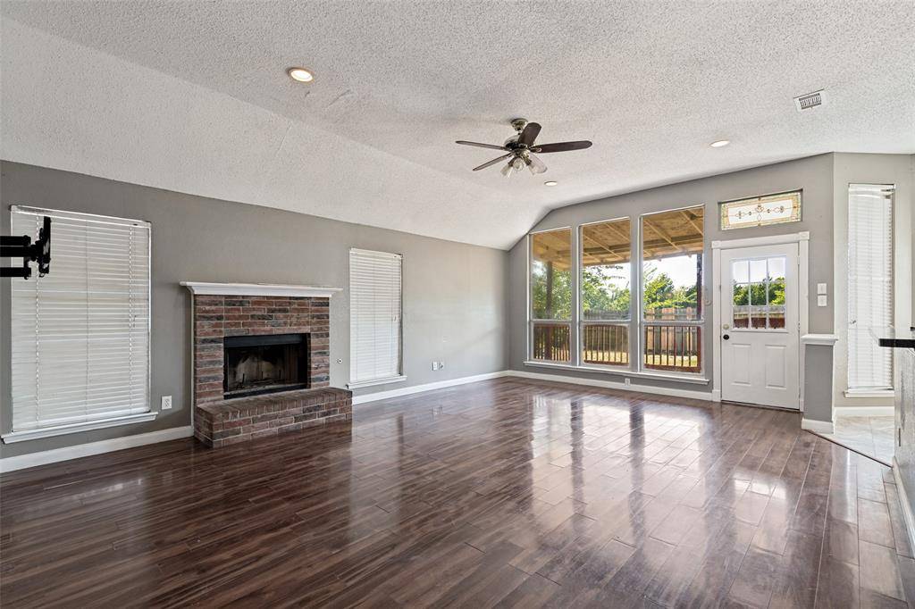 521 Brazos Street, Forney, TX 75126