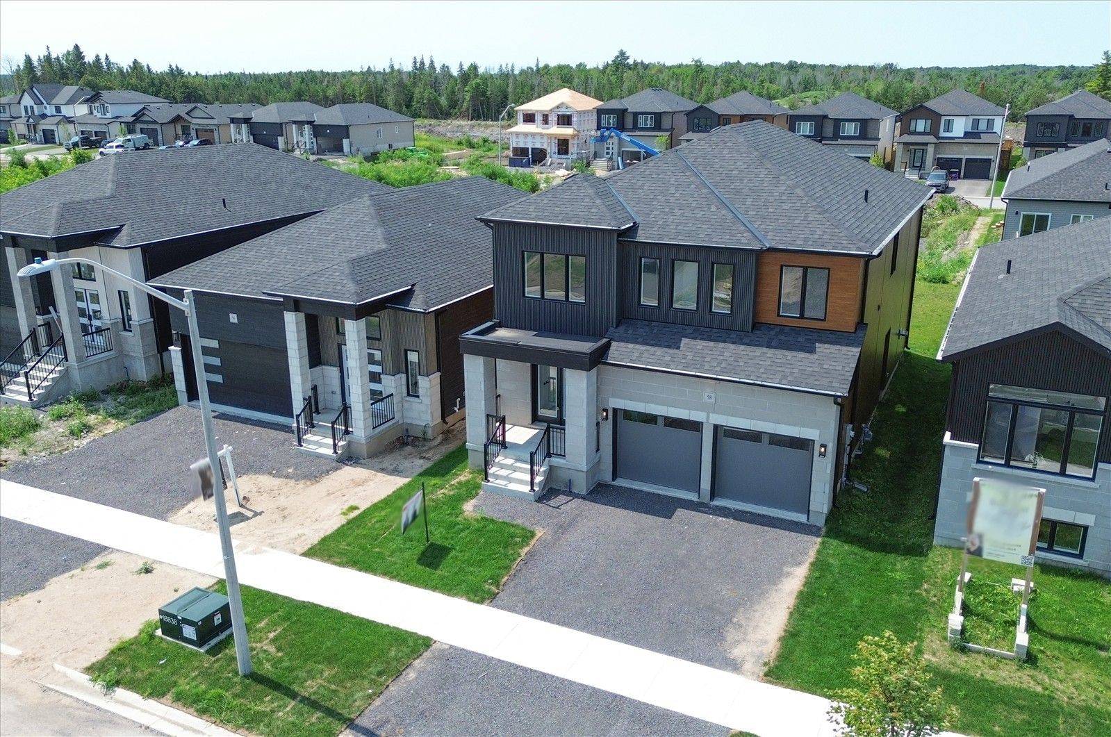 58 Dusenbury DR, Loyalist, ON K0H 2H0