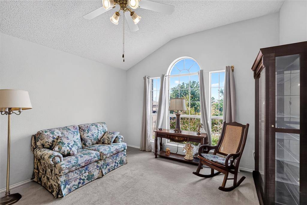 10208 Dallam Lane, Fort Worth, TX 76108