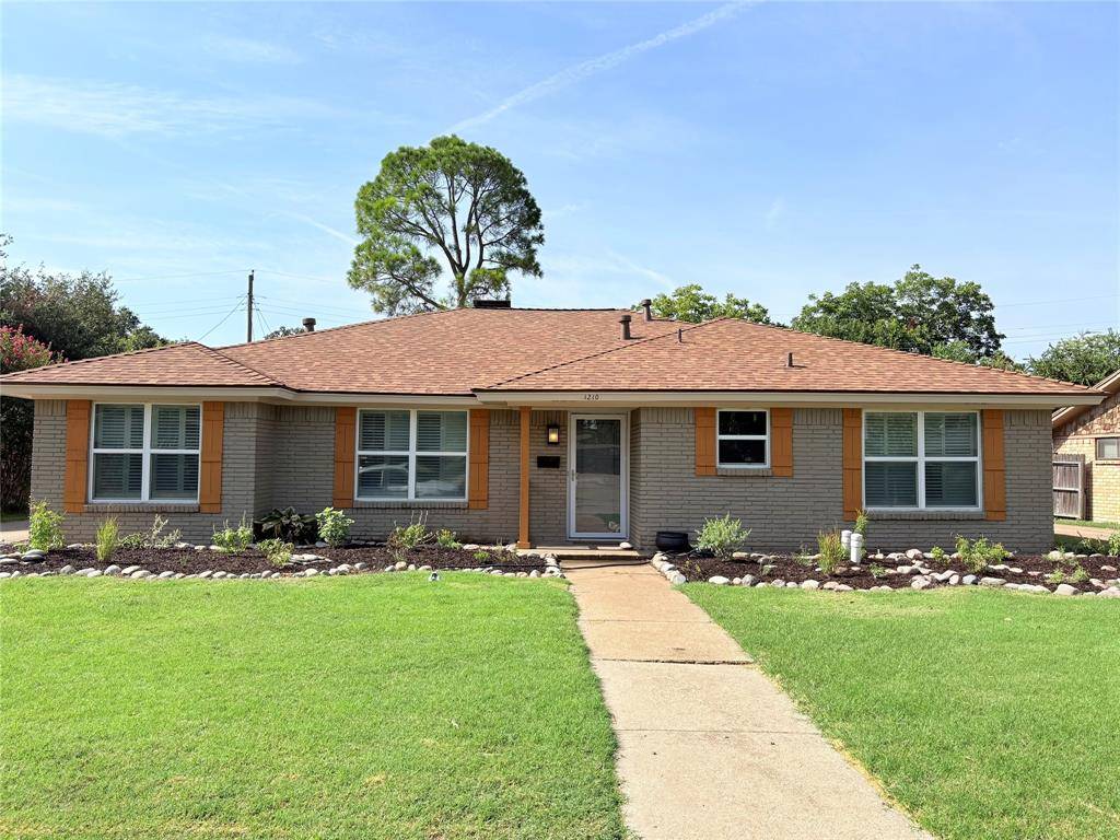 1210 Weathered Street, Irving, TX 75062