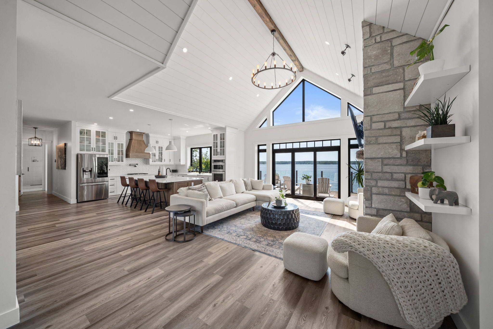 5 Shoreside WAY, Augusta, ON K6V 5T1