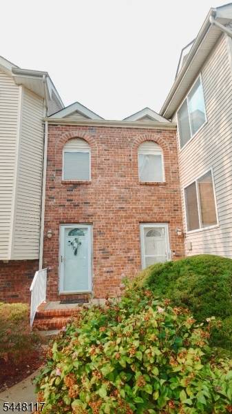 402 Holly Dr #402, Perth Amboy City, NJ 08861