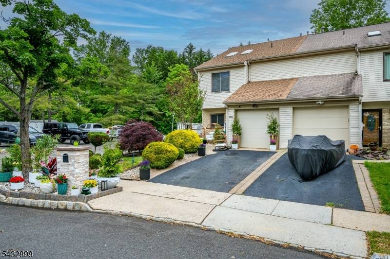 85 Homestead Dr, Old Bridge Twp., NJ 07747