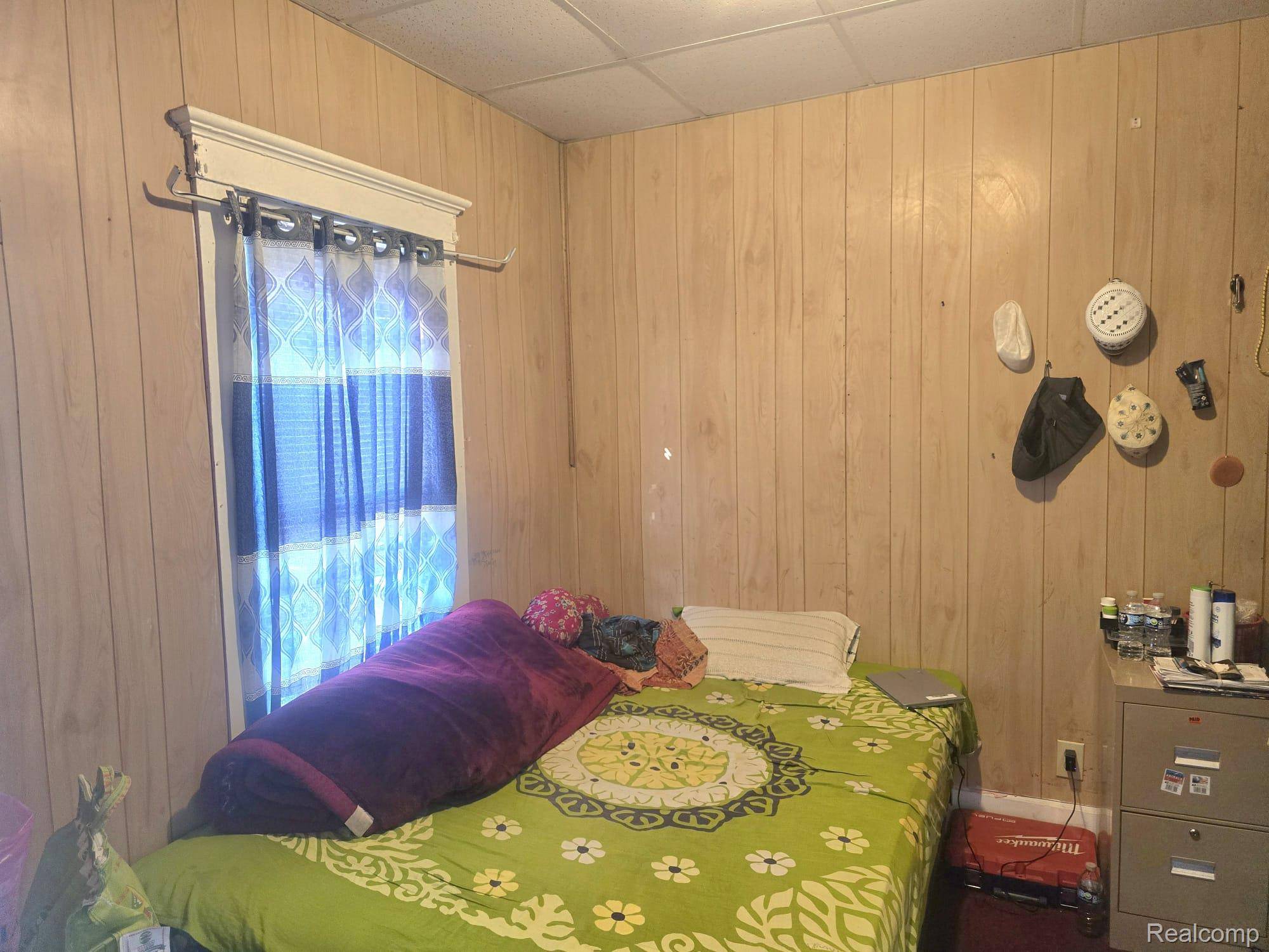 2960 Jacob ST, Hamtramck, MI 48212