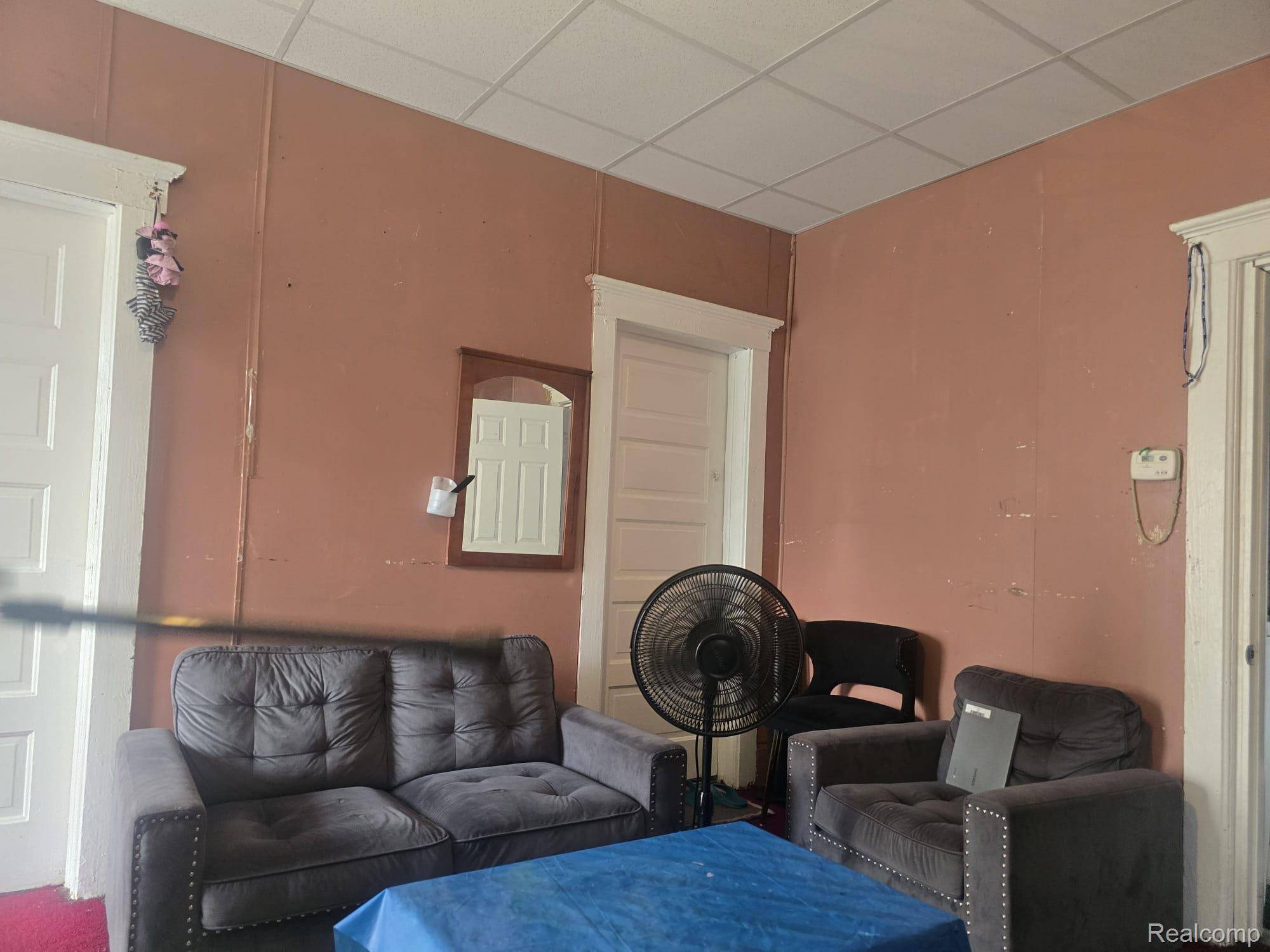 2960 Jacob ST, Hamtramck, MI 48212