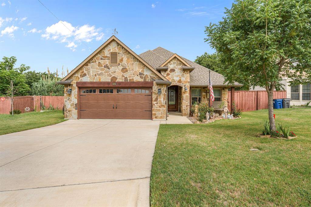 606 Hillside Circle, Little Elm, TX 75068