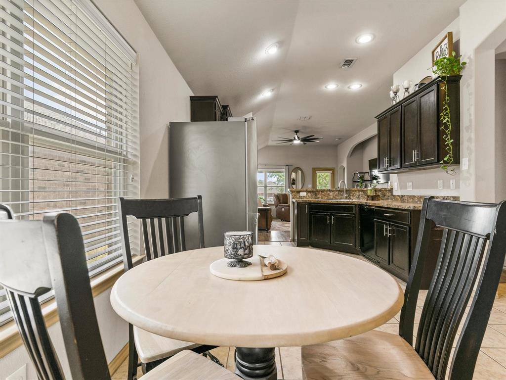 9805 Osprey Drive, Fort Worth, TX 76108