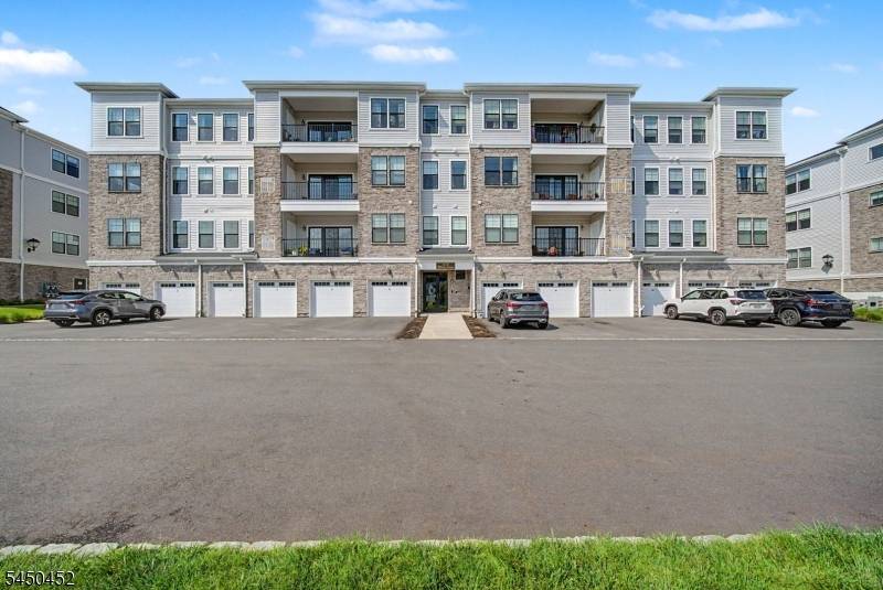 13 Whitney Ave #13, Morris Plains Boro, NJ 07950