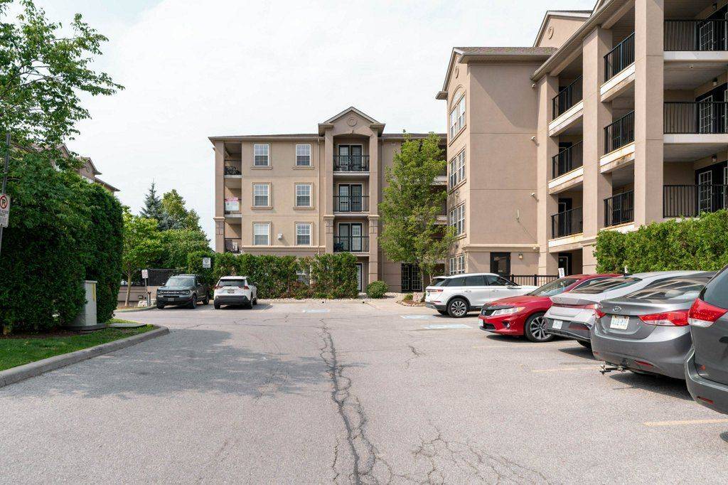 1340 MAIN ST E #313, Milton, ON L9T 7S6