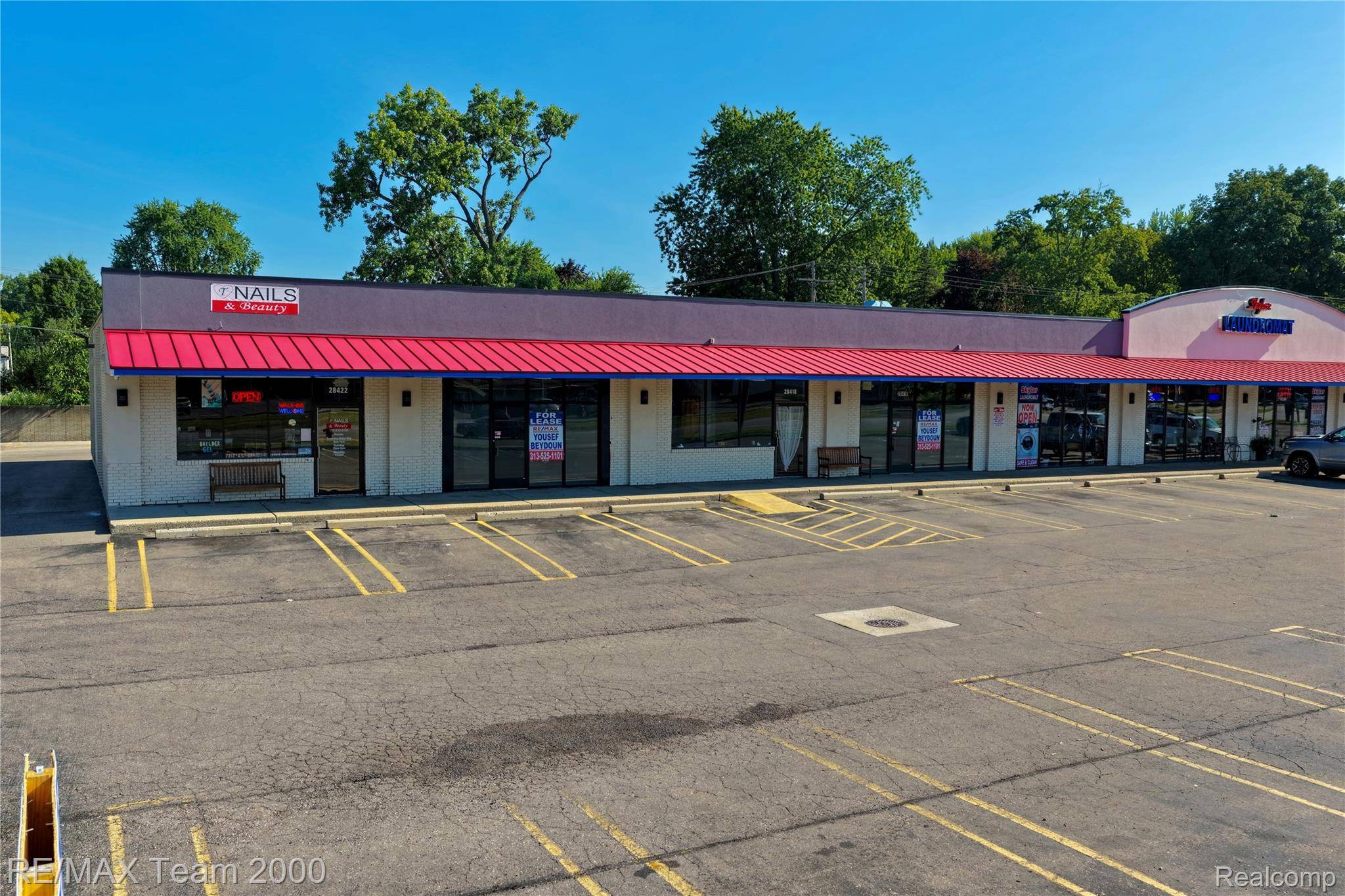 28420 5 Mile RD, Livonia, MI 48154