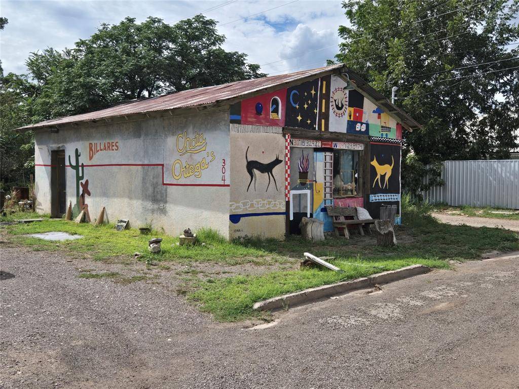310 San Antonio Street, Marfa, TX 79843