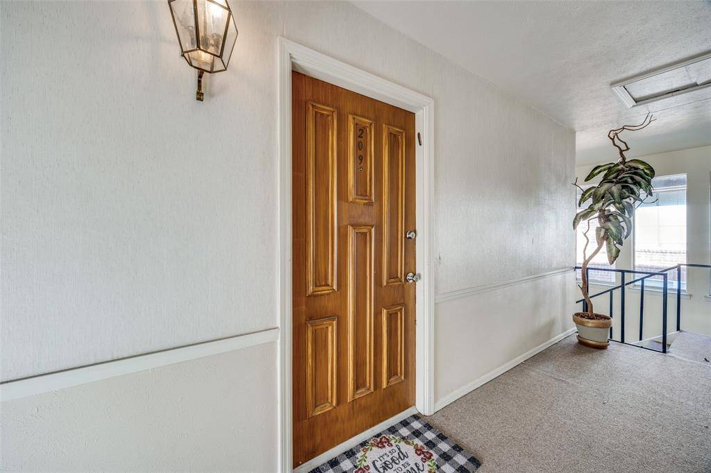 10532 Stone Canyon Road #209, Dallas, TX 75230