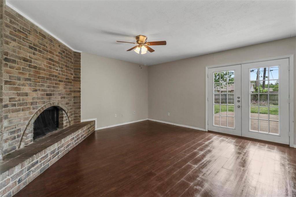 7012 Lincolnshire Lane, North Richland Hills, TX 76182