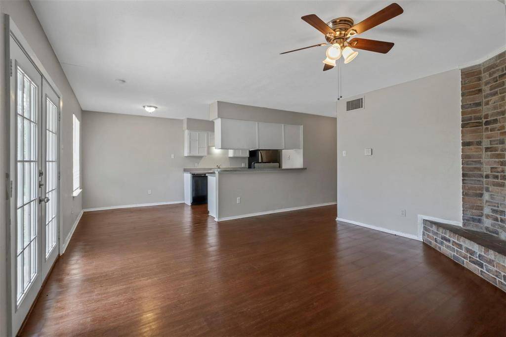 7012 Lincolnshire Lane, North Richland Hills, TX 76182