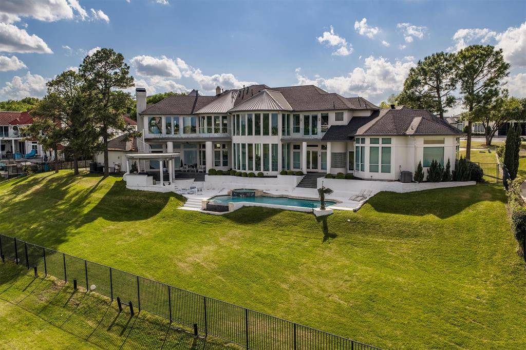 656 Timbercrest Circle, Highland Village, TX 75077
